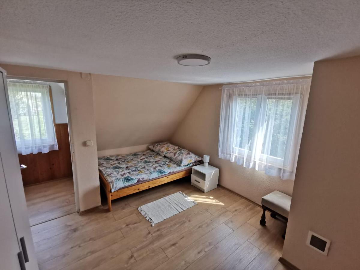 Dom Goscinny Krasne Krasnopol Buitenkant foto